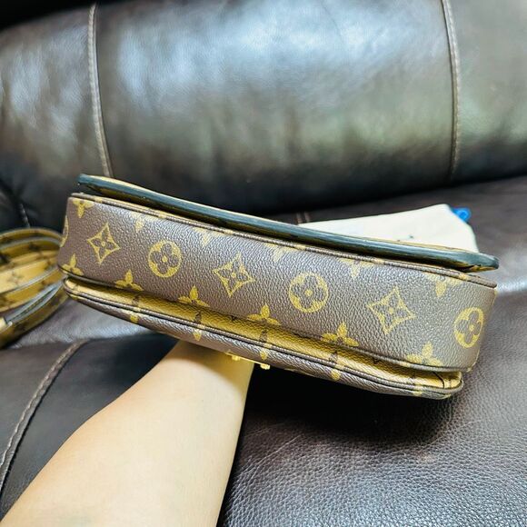 Louis Vuitton Pochette Metis Reverse Monogram - Picture 8 of 16
